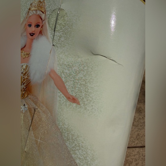 New Barbie Celebration 2000 Edition Doll Special Collector's Item- Mattel 28269 - Picture 7 of 8